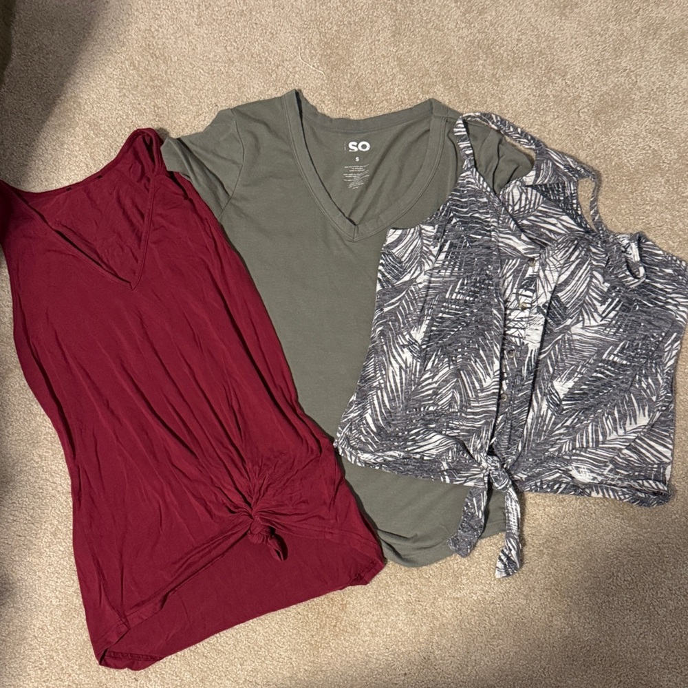 Bundle of 3 Women's Small Basic Tee & Tanks Olive, Burgundy, and Palm Print Tops